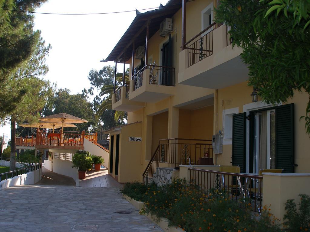 Michalis Place Apartments Vasiliki  Exterior photo
